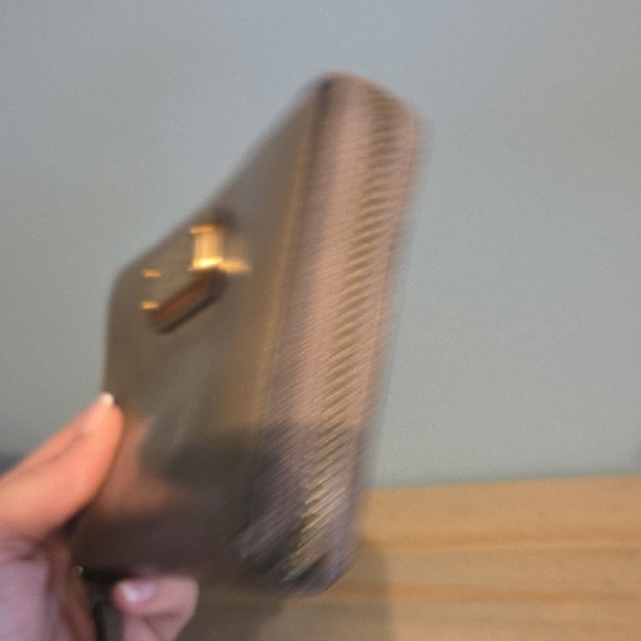 Marc Jacobs Metallic Leather Wallet - Picture 4 of 7